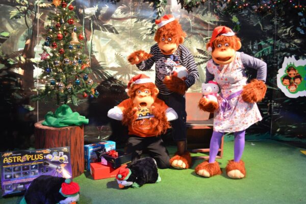 César y el Monstruo de la Navidad.