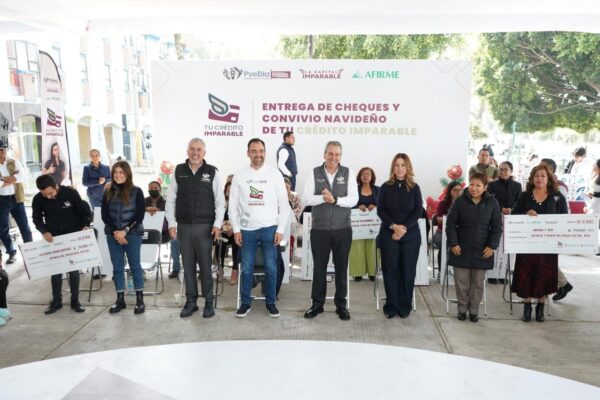 El Ayuntamiento de Puebla entregó 29 apoyos del programa Tu Crédito Imparable para que emprendedores y pequeños negocios puedan crecer sin pagar intereses.