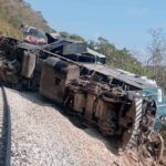 El accidente ocurrido en la Línea Z del Tren Interoceánico dejó víctimas mortales y decenas de personas lesionadas. FOTO: Especial.