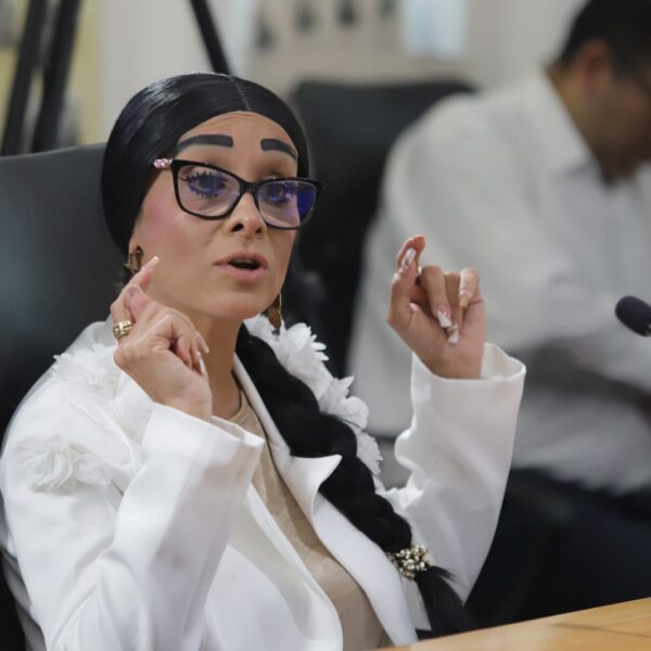 Tras cancelarse su comparecencia, la presidenta de la CDH solo presentará un informe ante la Comisión Permanente del Congreso de Puebla este viernes. FOTO: La Jornada de Oriente.