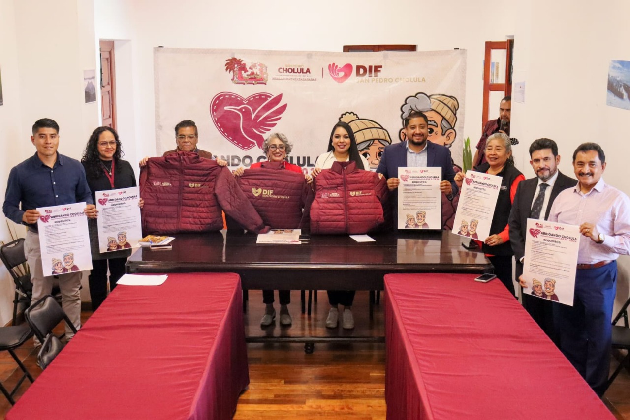 San Pedro Cholula presentó la segunda edición de “Abrigando Cholula”, un programa que este año ampliará su alcance para entregar chamarras a sectores vulnerables y personas adultas mayores.