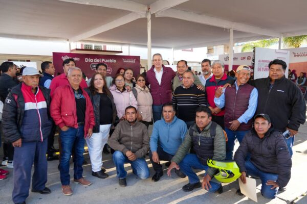 La administración municipal acercó nuevamente sus servicios a Santa María Xonacatepec, llevando a su explanada principal una jornada pensada para escuchar de manera directa a la comunidad.