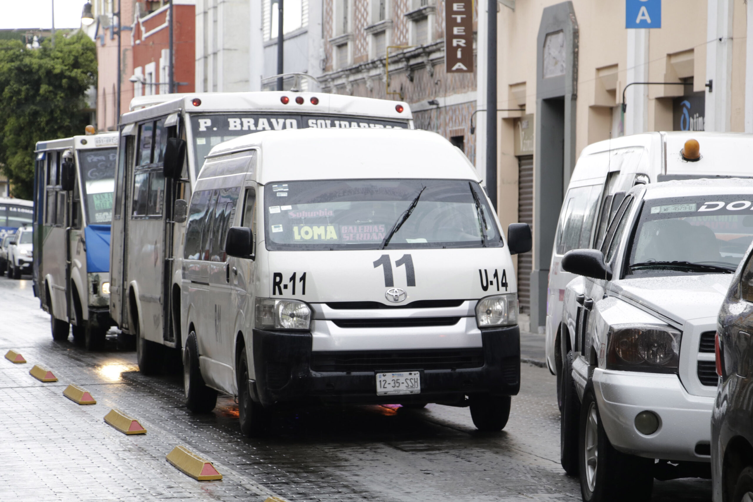 Transportistas advierten paro en Puebla ante reglas de revista y falta de diálogo