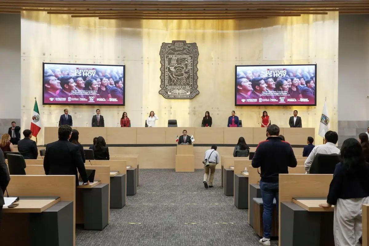 El balance legislativo del cierre de 2025 en Puebla dejó cientos de propuestas en apenas tres meses cono aprobó solo 6% aprobadas. FOTO: Gran Angular Agencia.