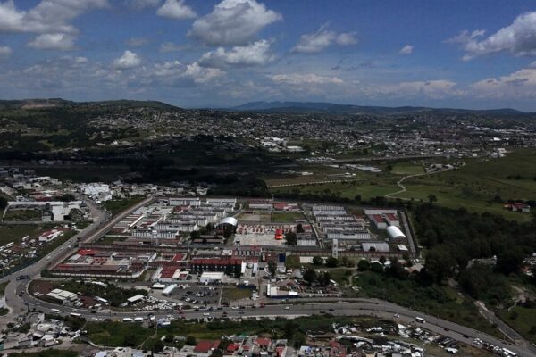 El Ayuntamiento validó la solicitud para que Totimehuacan sea municipio 218. Con 50 mil firmas reunidas, la Comisión Pro Defensa se acerca a la meta que permitirá llevar el proyecto al Congreso. FOTO: Milenio.