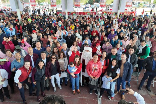 La Canastita Poblana Navideña 2025 reunió a miles de familias del sur de la ciudad con el objetivo de apoyar su economía.