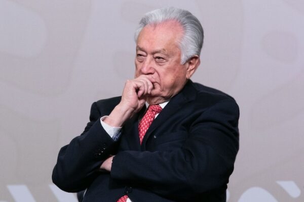 Armenta propuso renombrar el Arco Norte como Manuel Bartlett, una vez concluido el nuevo libramiento estatal. FOTO: Urbano.