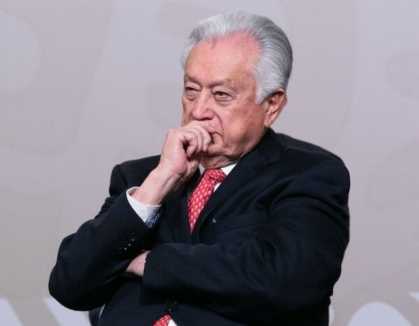 Armenta propuso renombrar el Arco Norte como Manuel Bartlett, una vez concluido el nuevo libramiento estatal. FOTO: Urbano.