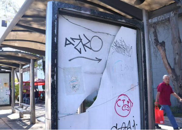 En Comisión de Hacienda, el Congreso aprobó la concesión para modernizar 401 paraderos del transporte en Puebla; el proyecto avanza por una adjudicación de 10 años. FOTO: Milenio.