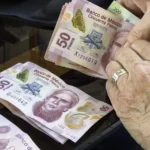 Jubilados del IMSS e ISSSTE ya pueden reclamar su pensión. FOTO: Expansión MX.