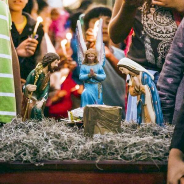 Las posadas vuelven a ocupar un lugar central en la vida comunitaria de Puebla, del 16 al 23 de diciembre, distintos templos abrirán sus puertas para mantener viva esta tradición. FOTO: Quadratín.