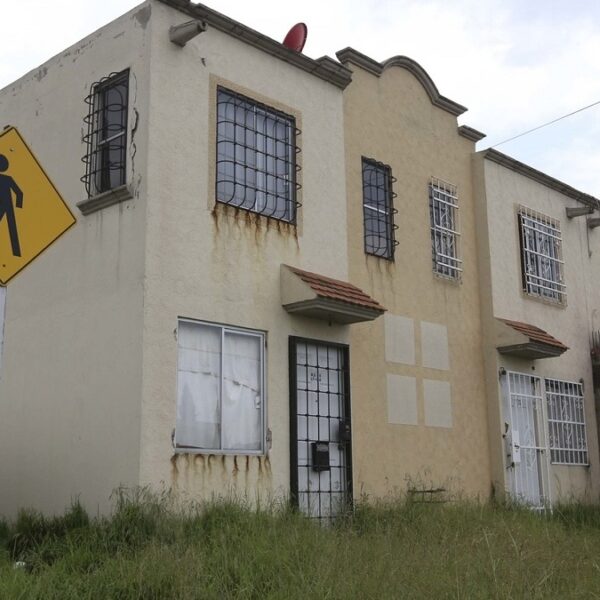 Al menos 10 notarías en Puebla son investigadas por presuntos vínculos con el “Cártel del Despojo”, tras detectar apropiaciones ilegales de predios con jueces y magistrados.