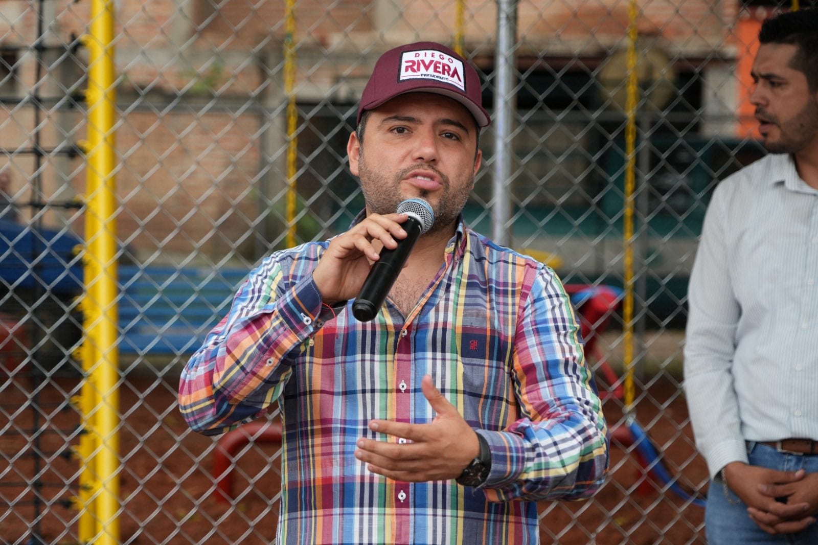 Acumula el alcalde de Tequila, Diego Rivera Navarro, al menos ocho denuncias por presunta corrupción y extorsión