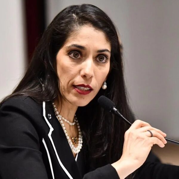 La renuncia de Verónica Hernández Giadáns a la Fiscalía de Veracruz reconfigura el escenario político y jurídico de Veracruz. FOTO: Los Noticieristas.