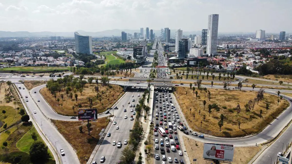La facilidad para obtener placas foráneas a través de gestores en redes sociales puso en la mira a miles de vehículos que circulan en Puebla. FOTO: El Sol de Puebla.