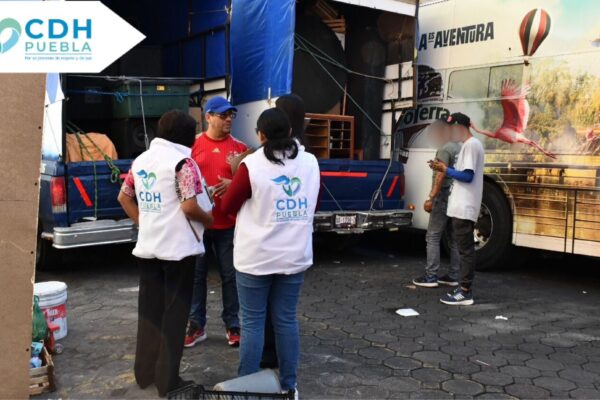 Inquilinos fueron desalojados de una vecindad en la 5 Poniente