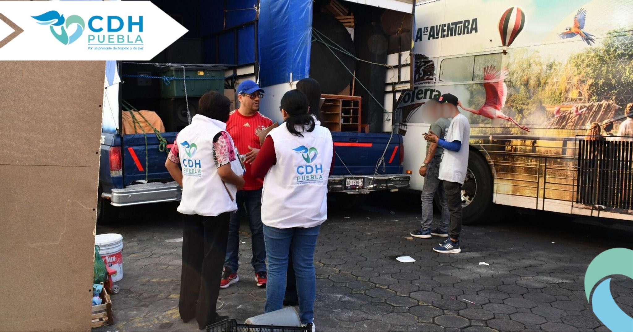 Desalojo policial sorprende a inquilinos de vecindad en el Centro Histórico de Puebla