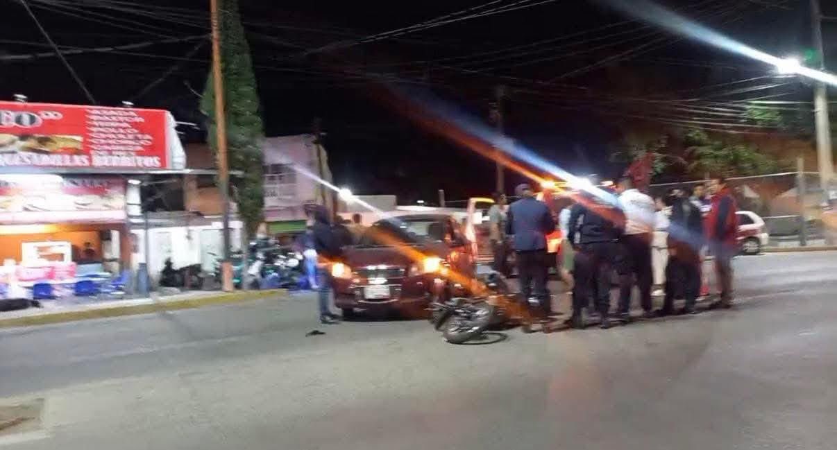 Delegado de Bienestar en Izúcar es detenido tras atropellar a motociclista; habría conducido ebrio