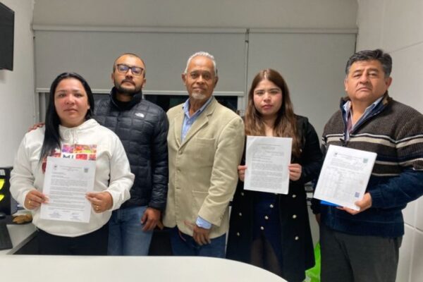 Reunion con Normalistas. Foto: SEP Puebla.