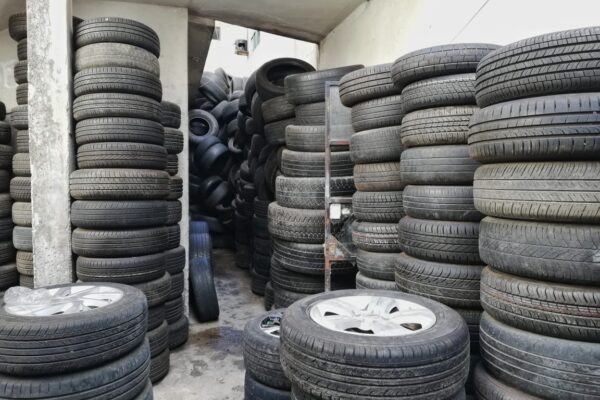 El Ayuntamiento de Puebla descartó expropiar la 46 Poniente y aseguró que la estrategia se enfoca en ordenar el comercio y combatir la venta de autopartes robadas.