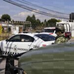 Autoridades federales desplegaron un cateo en una gasolinera de Cuautlancingo, presuntamente vinculada al exalcalde Filomeno Sarmiento. FOTO: Síntesis.