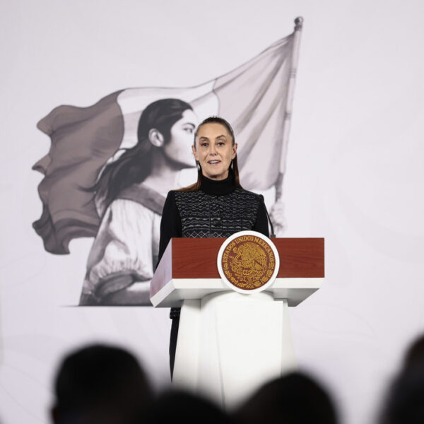 Sheinbaum confirmó gestiones diplomáticas con Corea del Sur para buscar más conciertos de BTS en México, ante la demanda que superó la oferta de boletos.