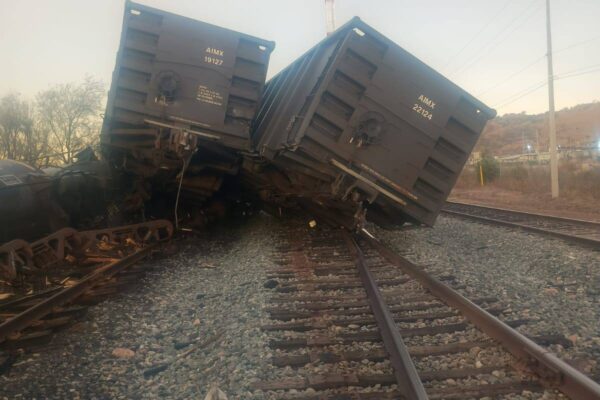 Se Descarrila Tren en Sonora.