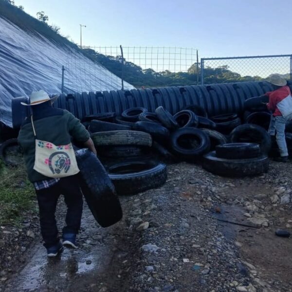 Autoridades acordaron el cierre definitivo del relleno sanitario intermunicipal de Huehuetla por denuncias de daños ambientales y riesgos a la salud. FOTO: El Ciudadano.