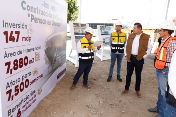 Alejandro Armenta supervisó la obra del Forum Pensar en Grande, un nuevo recinto para eventos culturales, artísticos y deportivos que se construye bajo lineamientos del INAH.
