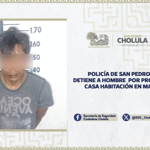 Policía de San Pedro Cholula detuvo a un hombre por presunto robo a casa en Manantiales.