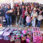 La Caravana de la Transformación recorrió juntas auxiliares de San Pedro Cholula con actividades y juguetes por el Día de Reyes.