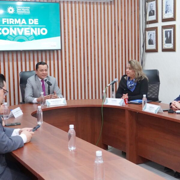 El Ayuntamiento de Texmelucan y organismos empresariales establecieron mecanismos de apoyo que apuntan a fortalecer la actividad comercial.