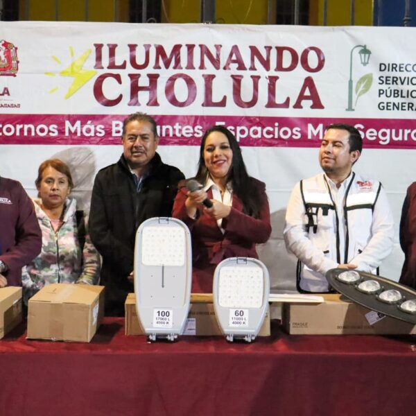 48 luminarias LED fueron instaladas en San Cristóbal Tepontla como parte de las mejoras municipales del Gobierno de Cholula.