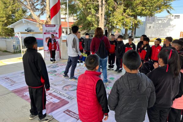 641 estudiantes de primaria en San Miguel Canoa realizaron actividades para promover valores como honestidad, respeto y responsabilidad.