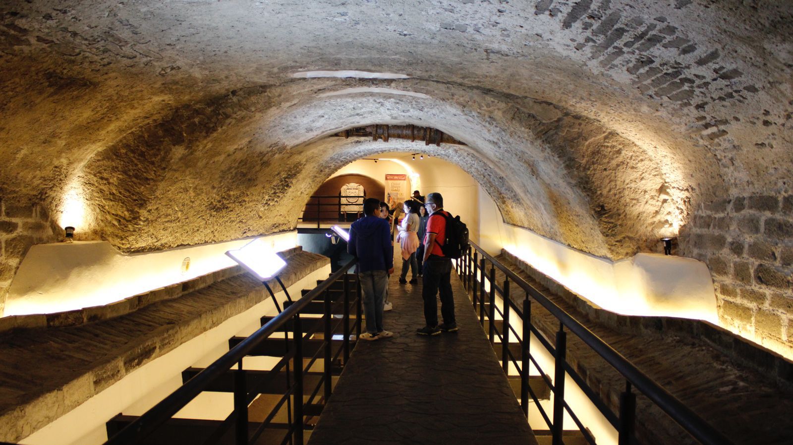El Gobierno de la Ciudad realizó trabajos de mantenimiento en dos espacios emblemáticos del Centro Histórico.