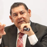 Gobierno de Puebla acusa a TV Azteca de desinformación y “cobro de piso” mediático tras negarse a firmar contratos por más de 2,350 mdp.