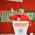 Alito Moreno insiste en que Estados Unidos realice operativos militares contra cárteles en territorio mexicano.