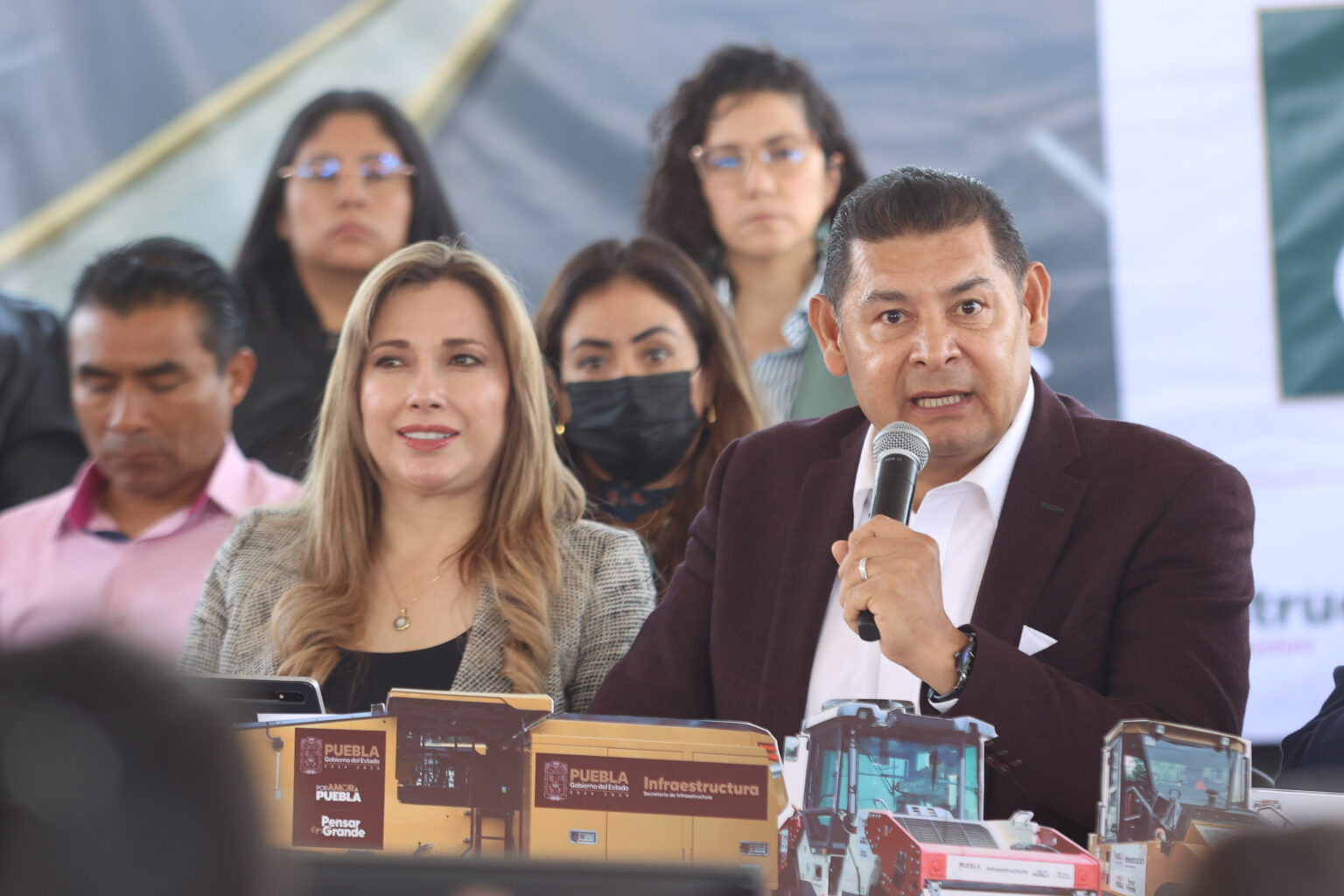 Armenta pide a Morena revisar a gobiernos y ayuntamientos para no perder el “amor al pueblo”