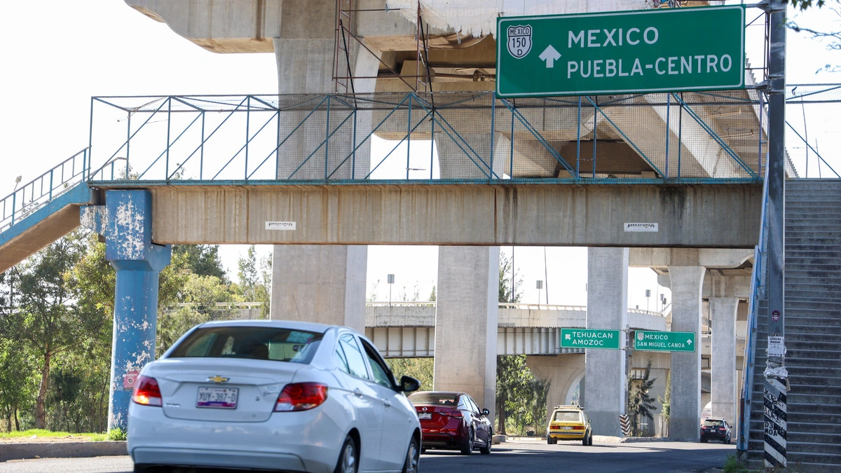El gobierno estatal reforzó el programa Monitor Vial con cuatro nuevas cámaras en la México-Puebla, instaladas en tramos de Coronango y San Jerónimo Caleras para reducir accidentes por exceso de velocidad.