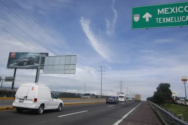 Atención automovilistas: la autopista México–Puebla registra cierres parciales en el km 28, rumbo a Puebla; habrán labores de mantenimiento del 23 al 28 de enero. FOTO: N+.