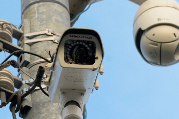 Este año se instalarán más de 2 mil cámaras y se incorporarán 360 policías para aumentar la vigilancia en Puebla. FOTO: Uno Tv.