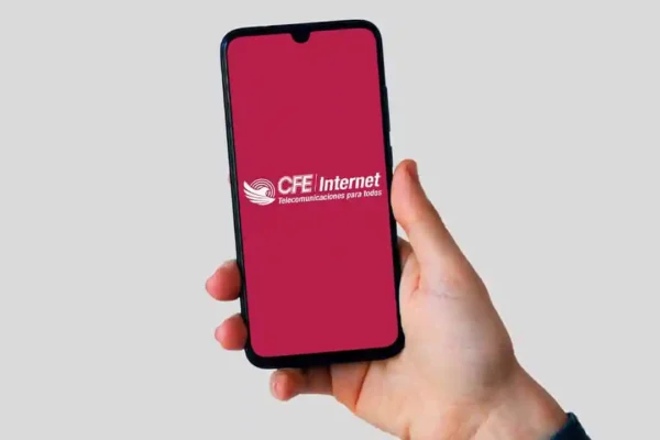 El paquete prepago de CFE ofrece mensajería ilimitada y acceso a redes sociales. IMAGEN: Polémon.