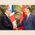 El primer ministro del Reino Unido visita China para reforzar lazos comerciales en medio de disputas con Estados Unidos. FOTO: Getty Images.