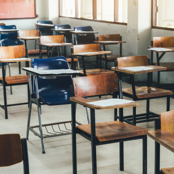 La escasez monetaria sigue afectando a las familias de la periferia poblana, provocando alta deserción escolar desde primaria. FOTO: EF.