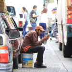 El Ayuntamiento de Puebla cerró la puerta a regular a los franeleros; hay cuatro denuncias y tres carpetas de investigación por agresiones. FOTO: Al Diálogo.