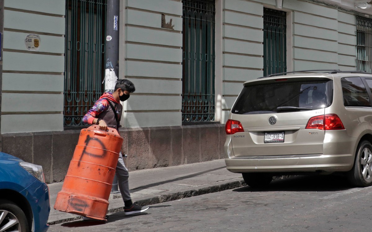 Tras agresión a reporteros, Ayuntamiento de Puebla reforzará operativos contra franeleros