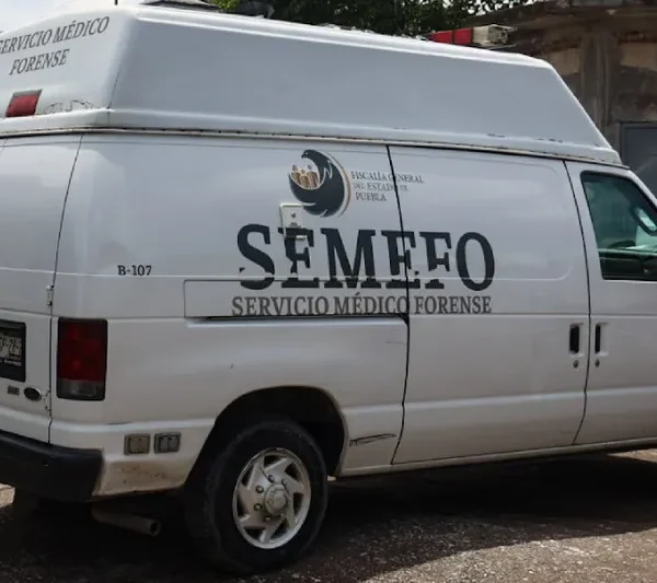 Un hombre de la tercera edad fue hallado sin vida al interior de su vivienda en una zona rural de Huehuetla, con heridas de arma blanca. FOTO: Es Imaegn,