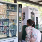 El gobierno de Puebla planea ampliar la instalación de kioscos y máquinas expendedoras “Puebla Cinco de Mayo” en estaciones del RUTA y edificios públicos. FOTO: EsImagen.