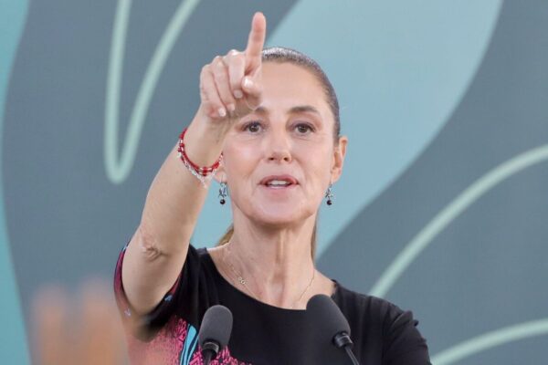 Claudia Sheinbaum pidió a SRE fortalecer los canales de comunicación con Washington tras la amenaza de Trump. FOTO: Milenio.