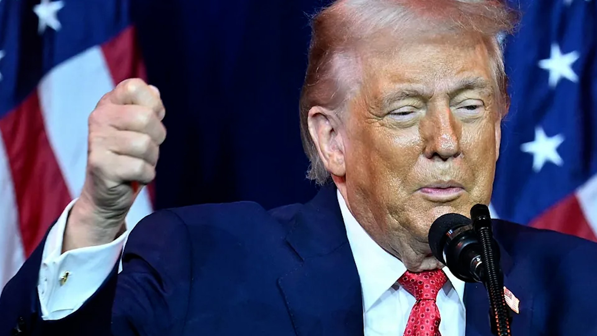 Trump descarta elecciones en Venezuela en 30 días y afirma asumir el control de la transición: “Yo estoy al mando”.